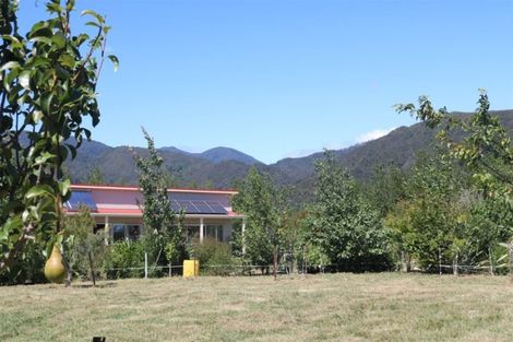 Photo of property in 18 Onekaka Iron Works Road, Onekaka, Takaka, 7182