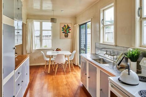 Photo of property in 11 Toomath Street, Naenae, Lower Hutt, 5011