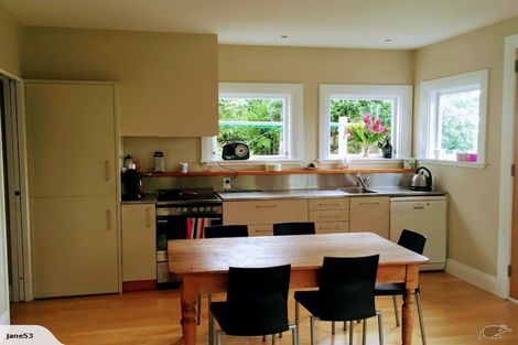 Photo of property in 2 Lower Watt Street, Wadestown, Wellington, 6012