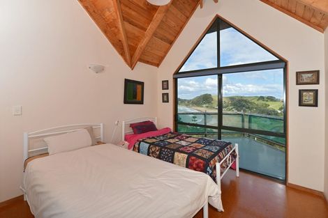 Photo of property in 3 Kaone Point Road, Matapouri, Whangarei, 0173