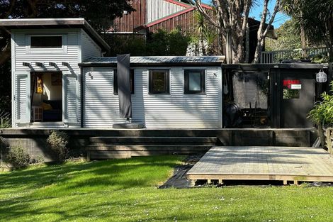 Photo of property in 9 Cotterell Street, Leigh, 0985