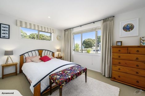 Photo of property in 26 Bay Drive, Titahi Bay, Porirua, 5022