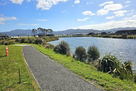 Photo of property in 116 Takapu Close, Matarangi, 3592