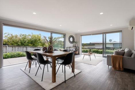 Photo of property in 6 Crater Close, Pyes Pa, Tauranga, 3112