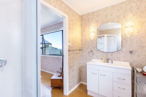 Photo of property in 33 Turangitukua Terrace, Kuratau, Turangi, 3381