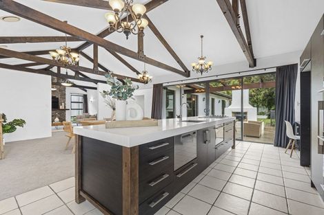 Photo of property in 186e Heta Road, Highlands Park, New Plymouth, 4312