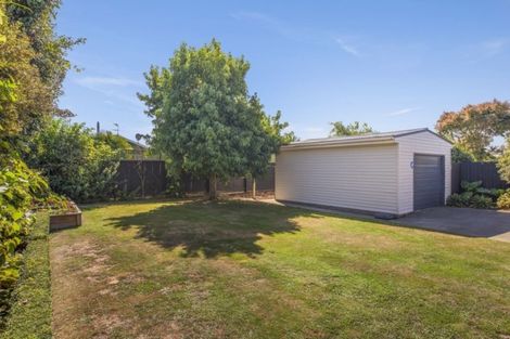 Photo of property in 19 Cotswold Avenue, Bishopdale, Christchurch, 8053