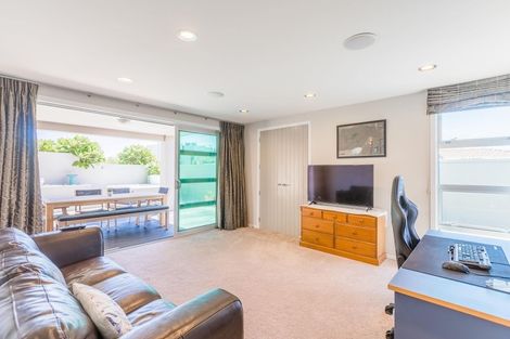 Photo of property in 134 Renown Road, Raumati South, Paraparaumu, 5032