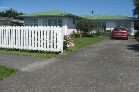 Photo of property in 3 Russell Street, Feilding, 4702