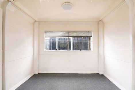 Photo of property in 94a Kawaha Point Road, Kawaha Point, Rotorua, 3010