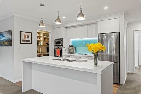 Photo of property in 32 Rue De La Mare, Parklands, Christchurch, 8083