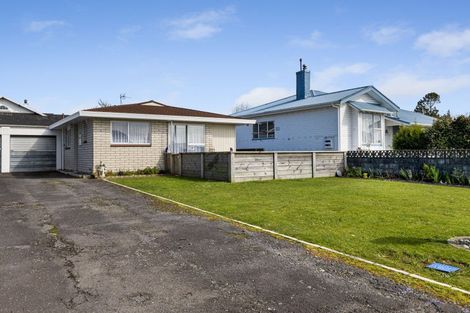 Photo of property in 17a Hamlet Street, Stratford, 4332