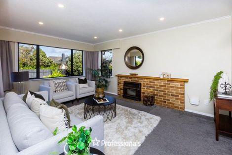 Photo of property in 63 Kashmir Avenue, Clouston Park, Upper Hutt, 5018