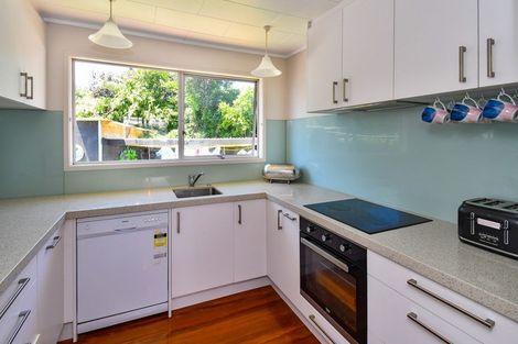 Photo of property in 4 Robert Allan Way, Pakuranga Heights, Auckland, 2010