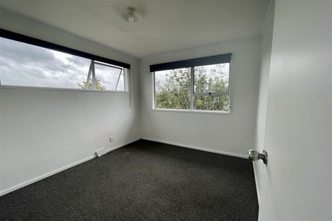 Photo of property in 18 Pankhurst Place, Sunnyvale, Auckland, 0612