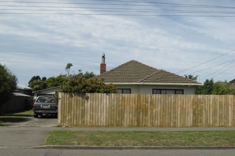 Photo of property in 58 Mcgregors Road, Bromley, Christchurch, 8062