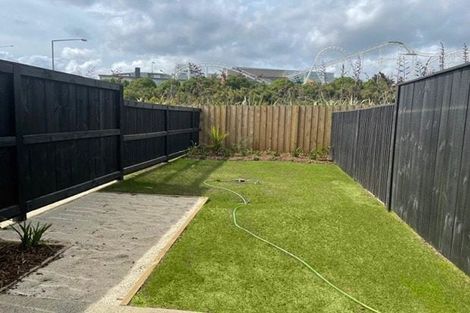 Photo of property in 18 Kotuitui Street, Manukau, Auckland, 2104