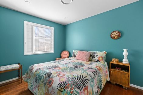 Photo of property in 70 The Esplanade, Westshore, Napier, 4110