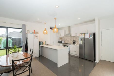 Photo of property in 5 Teatree Close, Huntington, Hamilton, 3210