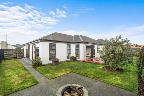 Photo of property in 10 Sorrel Gate, Halswell, Christchurch, 8025