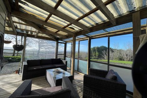 Photo of property in 800 Bickerstaffe Road, Maungaturoto, 0587