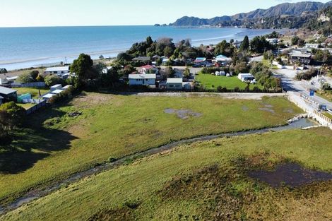 Photo of property in 719 Abel Tasman Drive, Clifton, Takaka, 7183