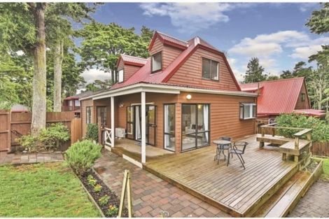 Photo of property in 23a Nyssa Place, Totara Heights, Auckland, 2105