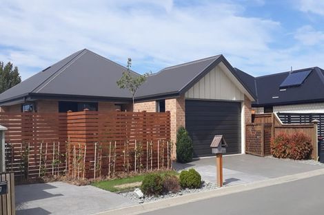 Photo of property in 9 Vittoria Lane, Pegasus, 7612