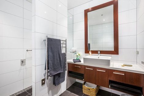 Photo of property in Chaffers Dock, 504/22 Herd Street, Te Aro, Wellington, 6011