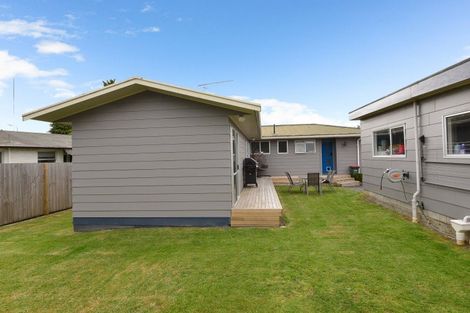 Photo of property in 12 Lansdowne Crescent, Glenview, Hamilton, 3206