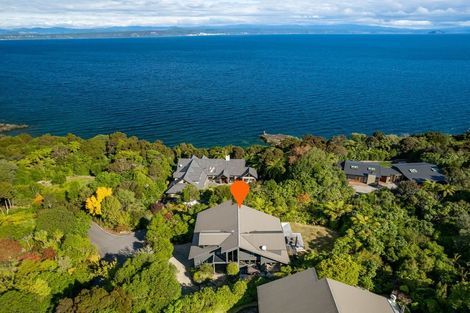 Photo of property in 8 Whakamoenga Point, Acacia Bay, Taupo, 3385