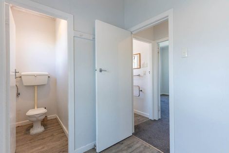 Photo of property in 74 Oakdale Road, Mount Roskill, Auckland, 1041