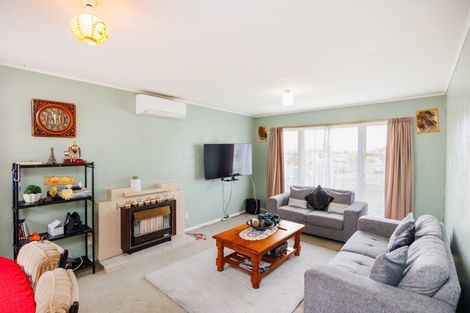 Photo of property in 30 Mccorkindale Street, Feilding, 4702