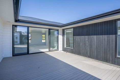 Photo of property in 16 Maison Way, Rangatira Park, Taupo, 3330
