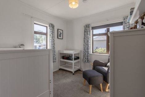 Photo of property in 18 Woburn Street, Waipukurau, 4200