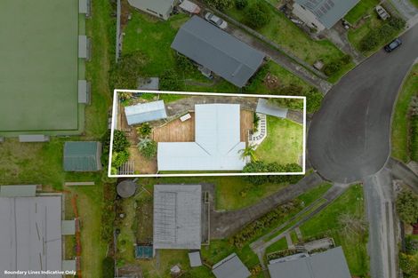 Photo of property in 12 Curlew Place, One Tree Point, 0118