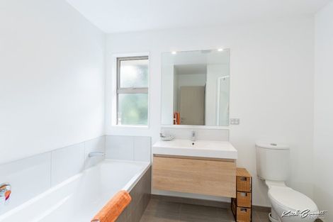 Photo of property in 63 Mount Marua Way, Timberlea, Upper Hutt, 5018