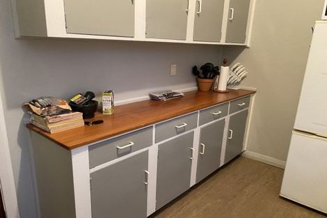 Photo of property in 4-5a Gibson Court, Roslyn, Palmerston North, 4414