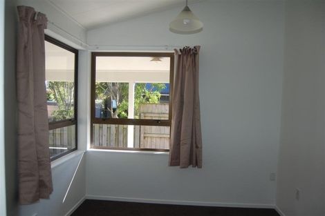 Photo of property in 9 Toop Street, Havelock North, 4130