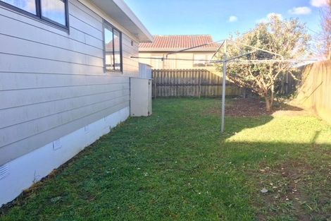Photo of property in 1/143 Te Irirangi Drive, Flat Bush, Auckland, 2019