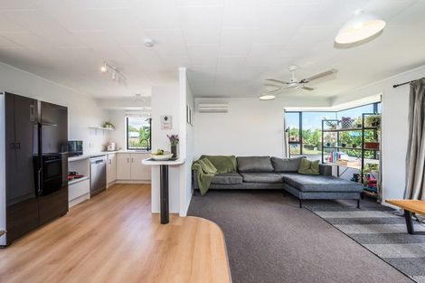 Photo of property in 15 Palmer Court, Paraparaumu, 5032