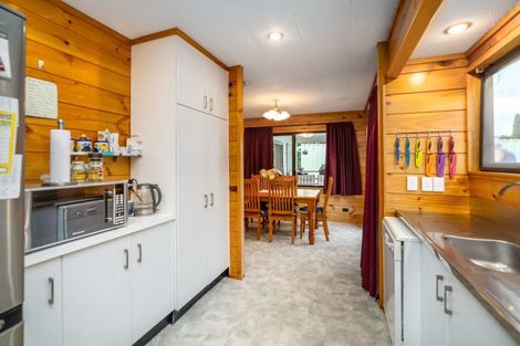 Photo of property in 74 Charles Street, Carterton, 5713