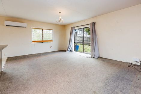 Photo of property in 3/11 Anglers Way, Wattle Downs, Auckland, 2102