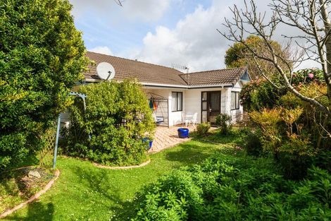 Photo of property in 72 Geraldine Crescent, Cloverlea, Palmerston North, 4412
