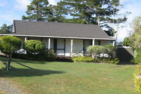 Photo of property in 8 Coutts Road, Pauanui, Hikuai, 3579
