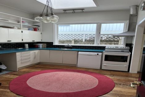 Photo of property in 73 Muritai Road, Eastbourne, Lower Hutt, 5013