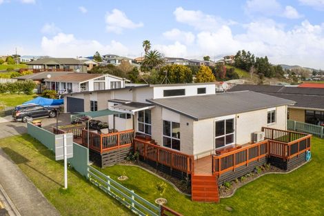Photo of property in 1 Ohinemuri Place, Paeroa, 3600