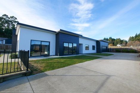 Photo of property in 15 Abbeyfield Close, Abbotsford, Dunedin, 9018