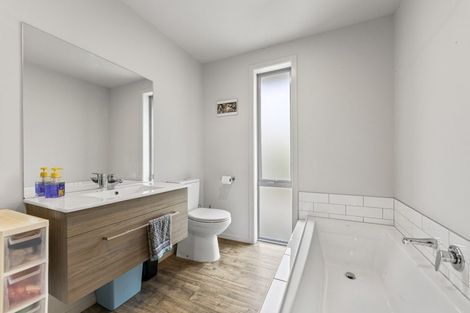 Photo of property in 8 Glendermid Close, Sawyers Bay, Port Chalmers, 9023