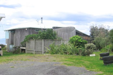 Photo of property in 112 Mooloo Crescent, Whangamata, 3620